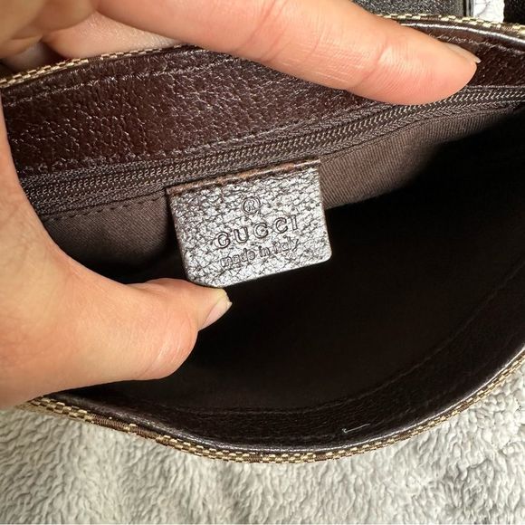 EUC Gucci Canvas Logo Bucket Belt Bag/ Waist Bag - Picture 14 of 15